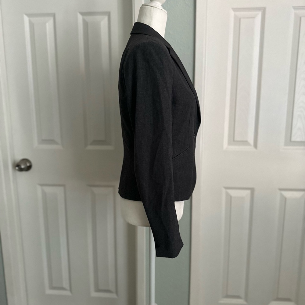 H&M Gray One Button Two Pocket Blazer Size 8 - Picture 4 of 7